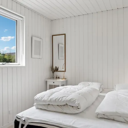 Nyaraló In With Kitchen