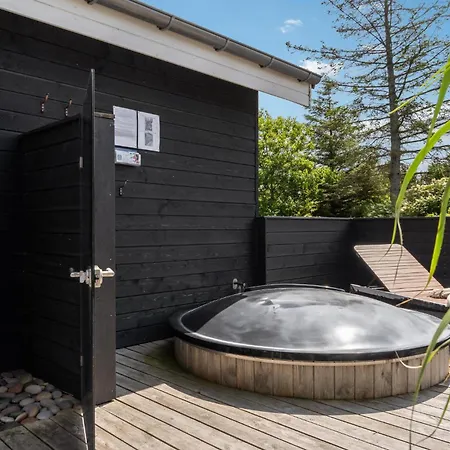 In With Kitchen Nyaraló *