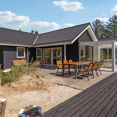 Vakantiehuis In With Kitchen Blokhus